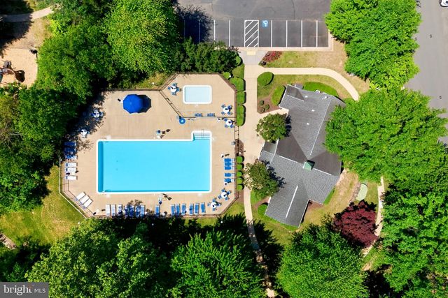 7011 VILLAGE STREAM PL, Gainesville, VA 20155