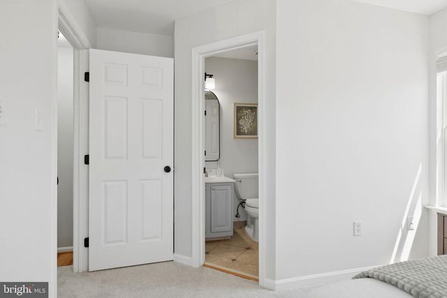 7011 VILLAGE STREAM PL, Gainesville, VA 20155