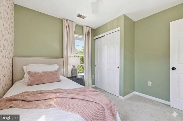 7011 VILLAGE STREAM PL, Gainesville, VA 20155