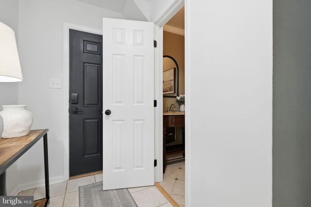 7011 VILLAGE STREAM PL, Gainesville, VA 20155