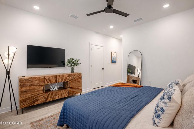 2021 Baldwin Street, Chipley, FL 32428