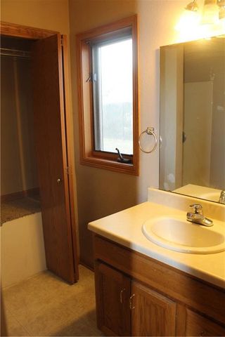 216 S Dalton Drive, Lone Jack, MO 64070