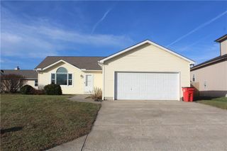 216 S Dalton Drive, Lone Jack, MO 64070