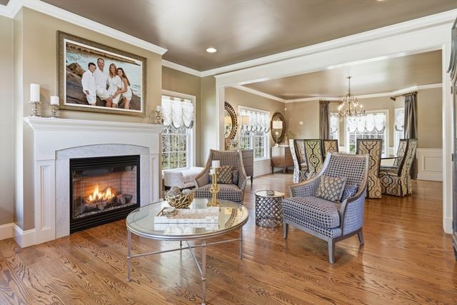 9 Ross Ln, Middleton, MA 01949