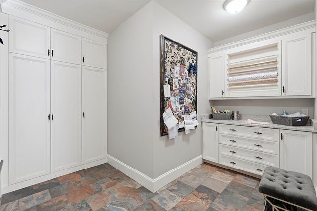 9 Ross Ln, Middleton, MA 01949