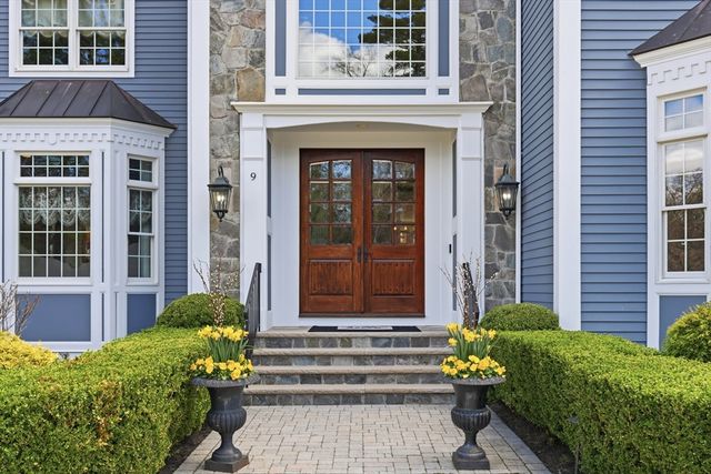 9 Ross Ln, Middleton, MA 01949