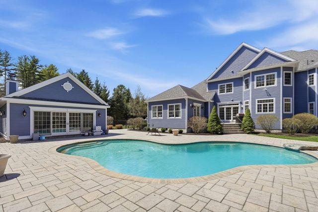 9 Ross Ln, Middleton, MA 01949