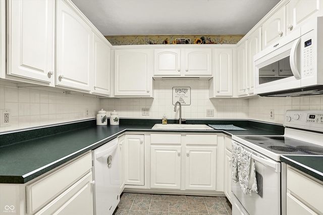 378 Camellia Lane, Bargersville, IN 46106