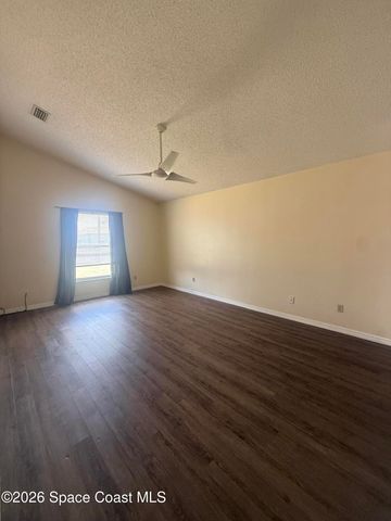 1660 Wake Forest Road NW, Palm Bay, FL 32907