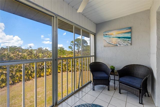 1540 GLEN OAKS DRIVE E B326, Sarasota, FL 34232