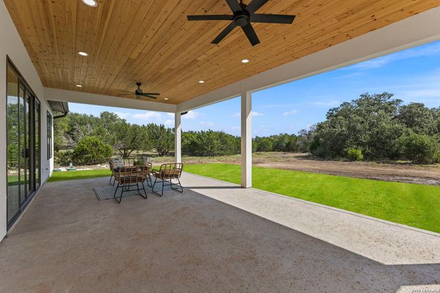 731 Highland Meadows, Bandera, TX 78003