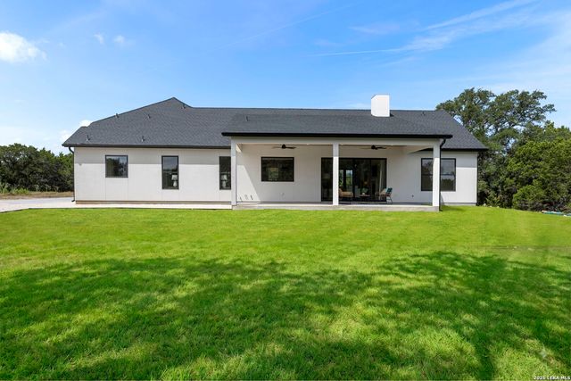 731 Highland Meadows, Bandera, TX 78003