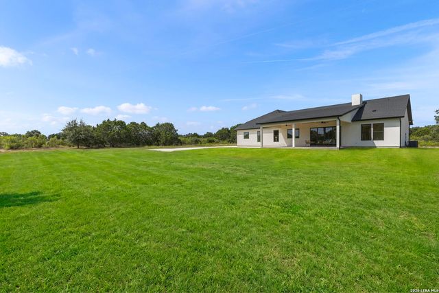 731 Highland Meadows, Bandera, TX 78003