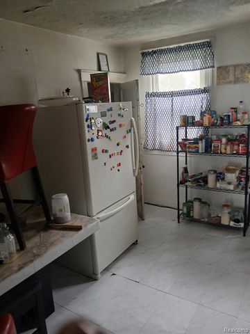 2460 Canton Street, Detroit, MI 48207