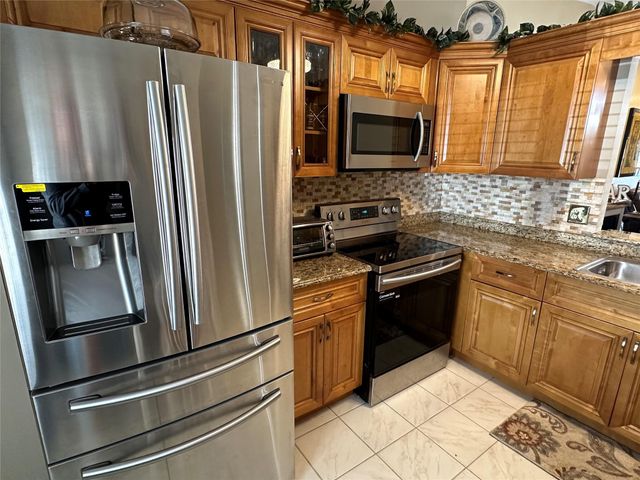 8885 Windtree Street D, Boca Raton, FL 33496