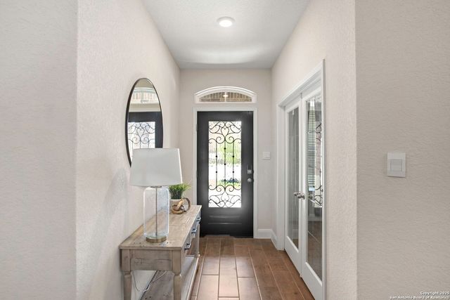 22014 Santa Elena Cyn, San Antonio, TX 78258