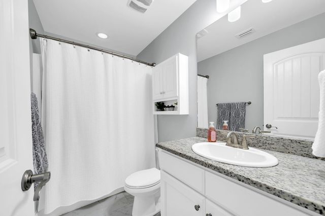 48 Avery Drive, Valparaiso, FL 32580