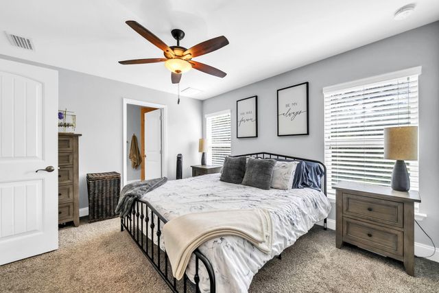 48 Avery Drive, Valparaiso, FL 32580