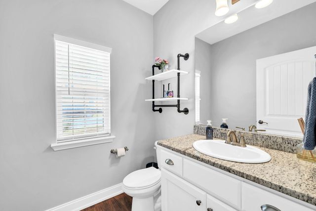 48 Avery Drive, Valparaiso, FL 32580