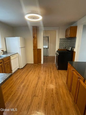 72 Park Street, Gloversville, NY 12078