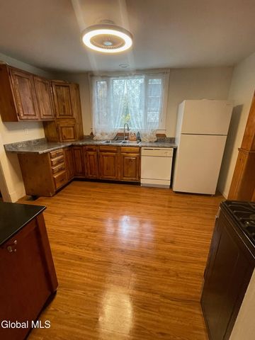 72 Park Street, Gloversville, NY 12078