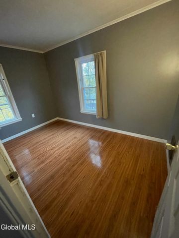 72 Park Street, Gloversville, NY 12078