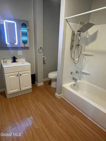 72 Park Street, Gloversville, NY 12078