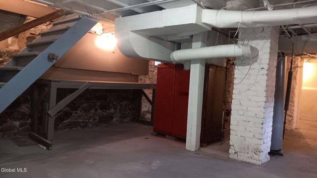 72 Park Street, Gloversville, NY 12078