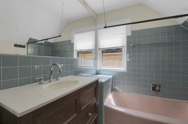 237 Cedar Lake Road N, Minneapolis, MN 55405
