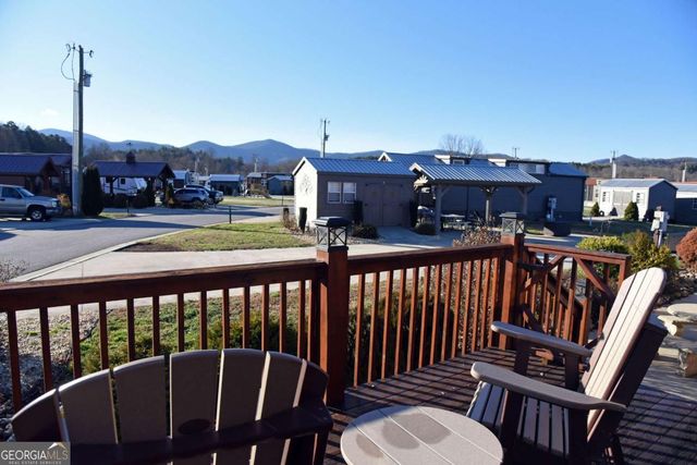 52 Foggy Mountain Road, Blairsville, GA 30512