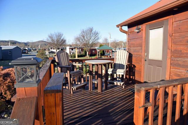 52 Foggy Mountain Road, Blairsville, GA 30512