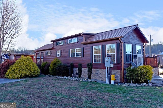 52 Foggy Mountain Road, Blairsville, GA 30512