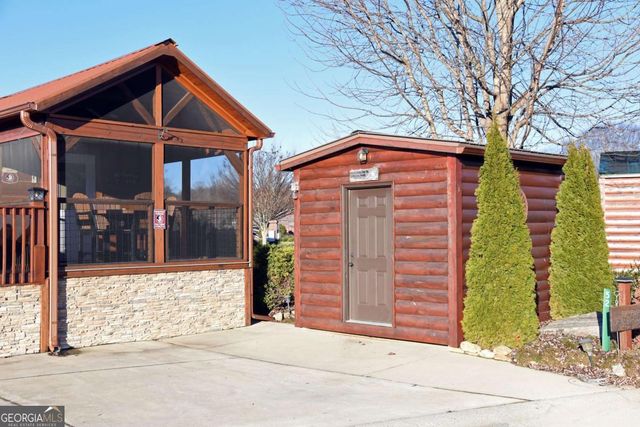 52 Foggy Mountain Road, Blairsville, GA 30512