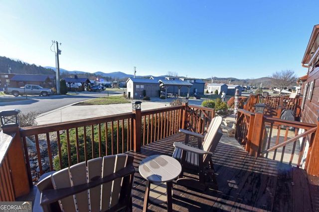 52 Foggy Mountain Road, Blairsville, GA 30512