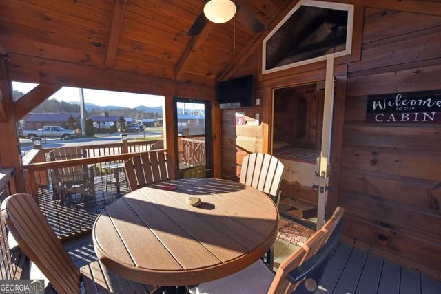 52 Foggy Mountain Road, Blairsville, GA 30512