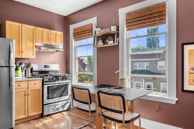 55 Ocean Ave 3, Salem, MA 01970