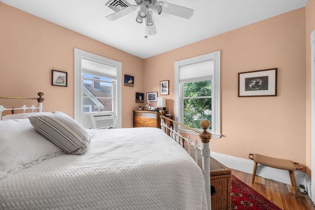 55 Ocean Ave 3, Salem, MA 01970