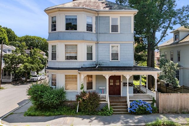 55 Ocean Ave 3, Salem, MA 01970