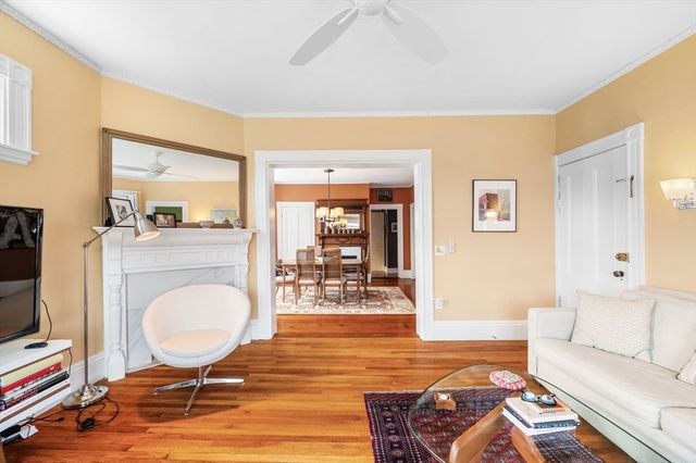 55 Ocean Ave 3, Salem, MA 01970