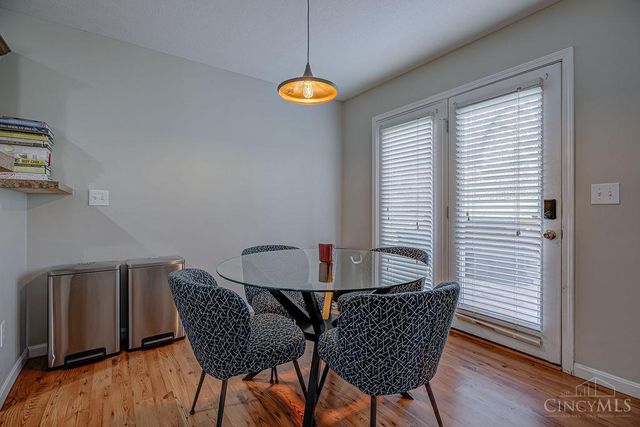 1942 Chase Avenue, Cincinnati, OH 45223