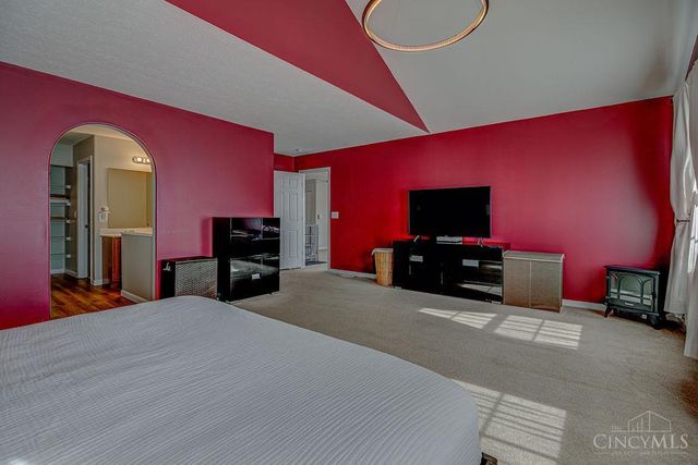 1942 Chase Avenue, Cincinnati, OH 45223