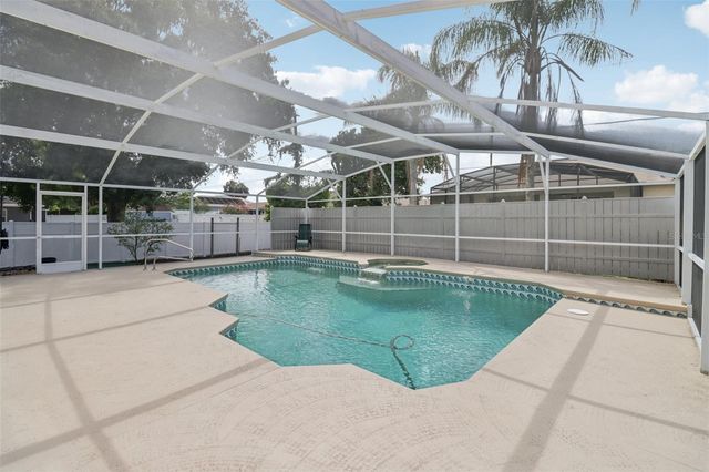 1977 S OLD MILL DRIVE, Deltona, FL 32725