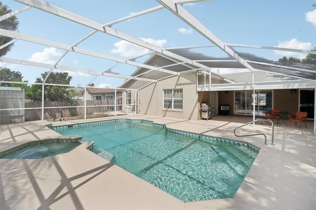 1977 S OLD MILL DRIVE, Deltona, FL 32725
