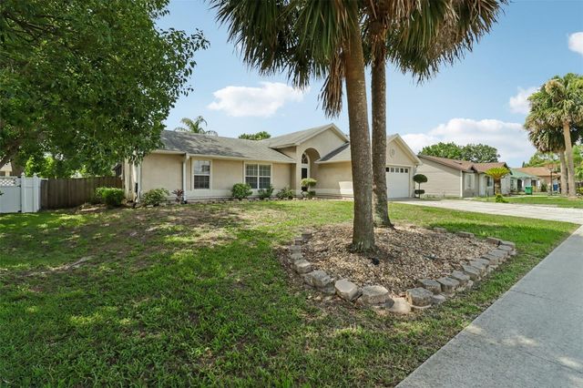 1977 S OLD MILL DRIVE, Deltona, FL 32725