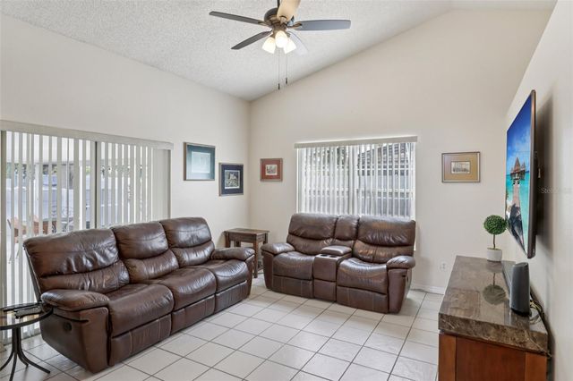 1977 S OLD MILL DRIVE, Deltona, FL 32725