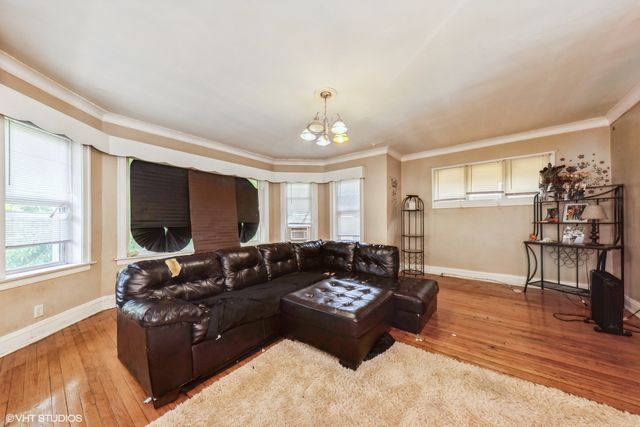 7928 S Hermitage Avenue, Chicago, IL 60620