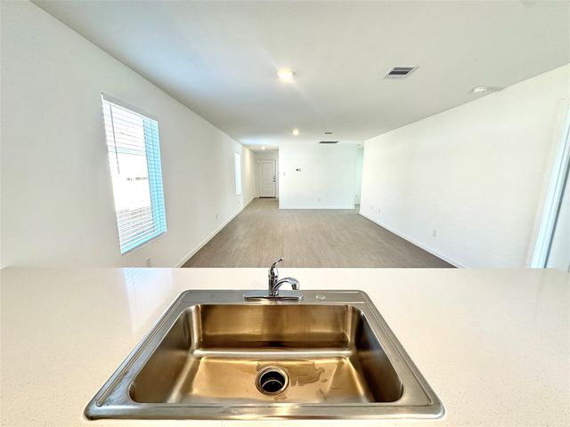 438 Southern Magnolia Way, Magnolia, TX 77354