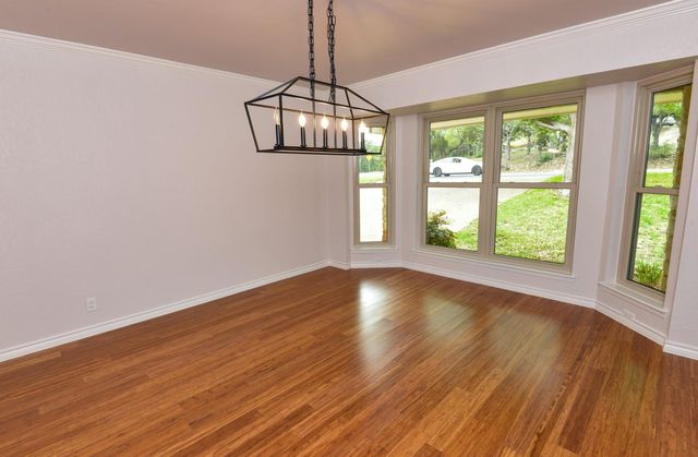 9801 Talleyran DR, Austin, TX 78750