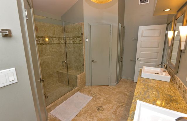 9801 Talleyran DR, Austin, TX 78750