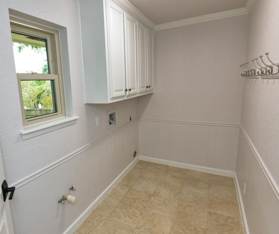 9801 Talleyran DR, Austin, TX 78750